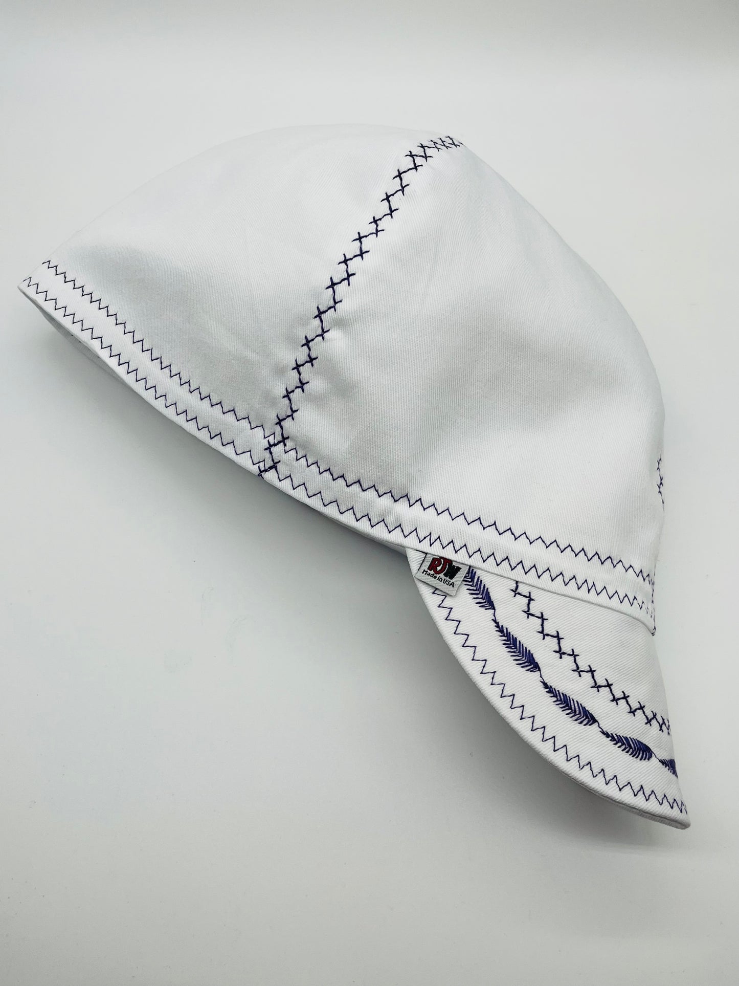 Gorra Blanco Con Costura a Detalle